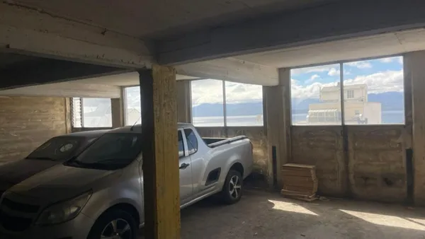 Cochera en Salta 300
