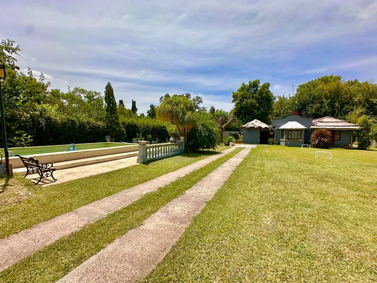 Quinta en Belisario Roldán 500