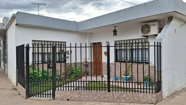 Casa en Juana Manuela Gorriti 1200