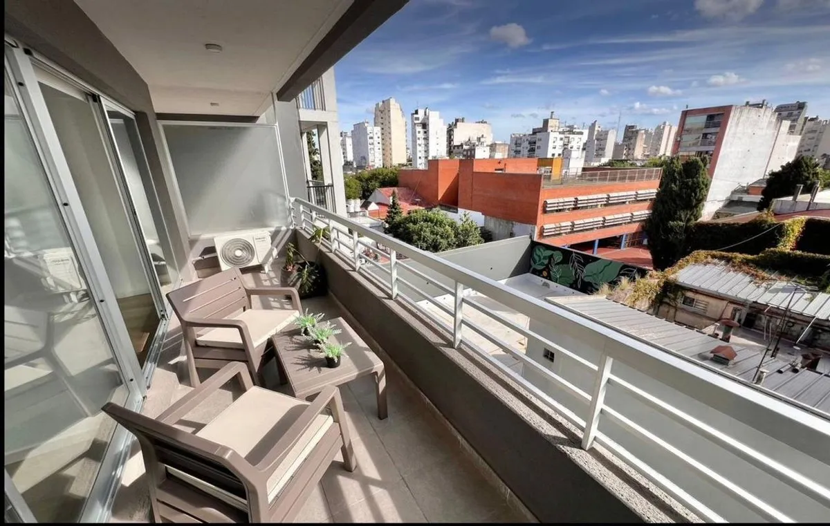 Departamento en Presidente Luis Sáenz Peña 1000