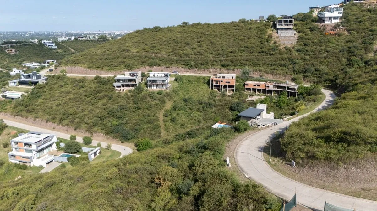 Lote en Avenida Ejército Argentino 300