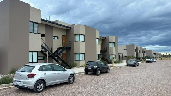 Departamento en Severo del Castillo 1300