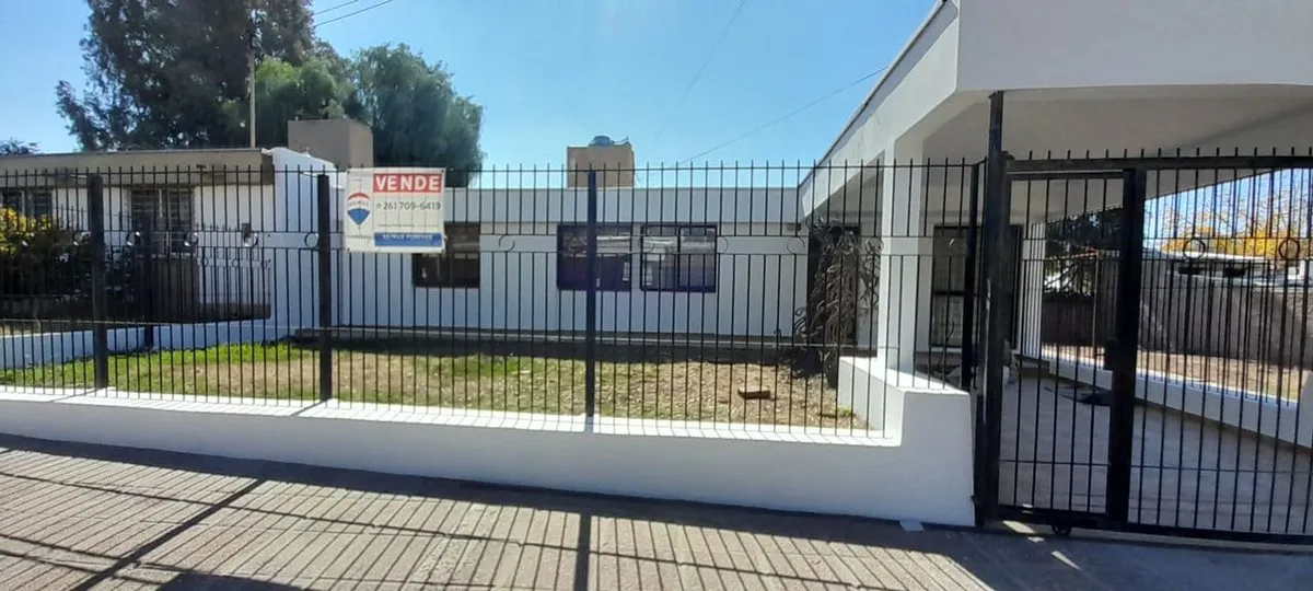 Casa en Traful L. 1100