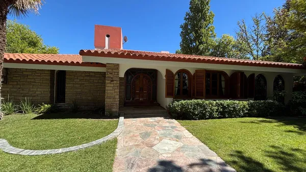 Casa en Darragueira 400