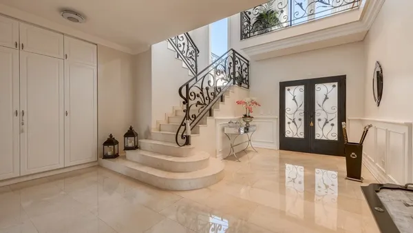 Casa en Av de los Lagos 4300
