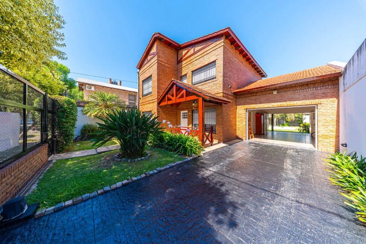 Casa en José Mariano Serrano 5656 5600