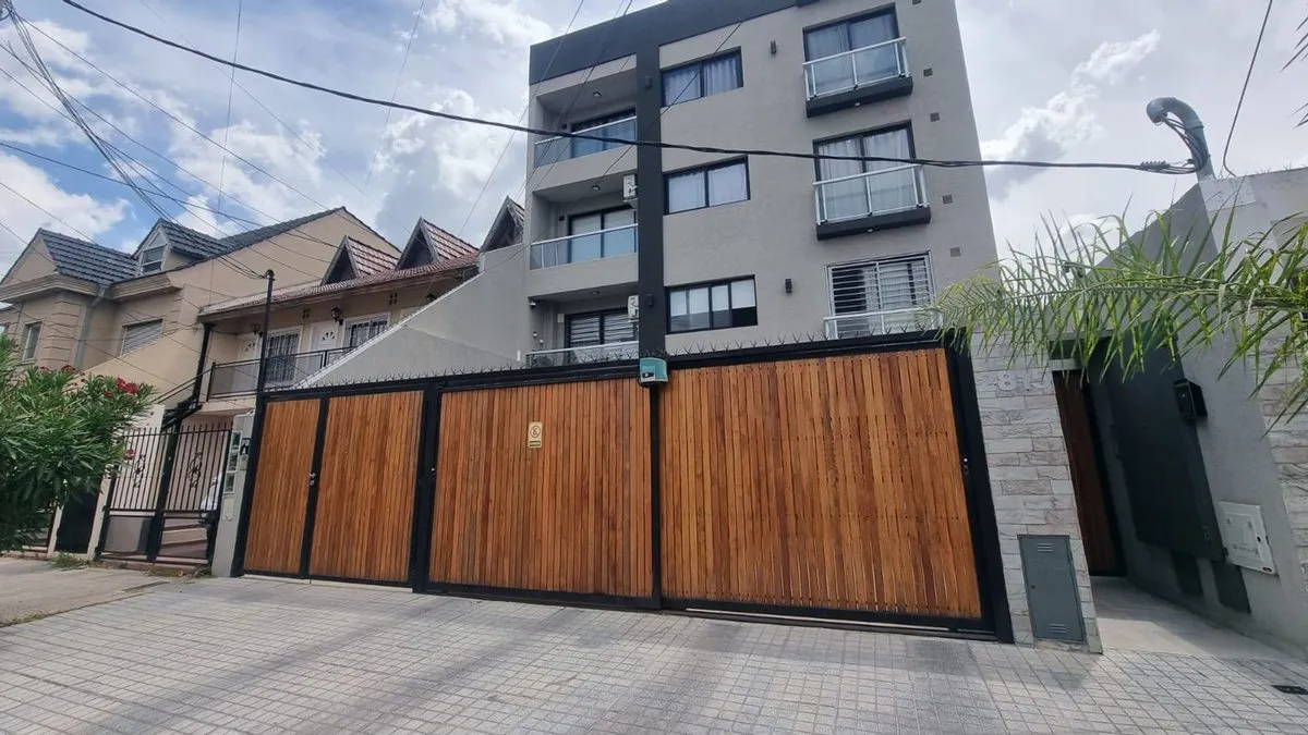 Departamento en Camacua 2800