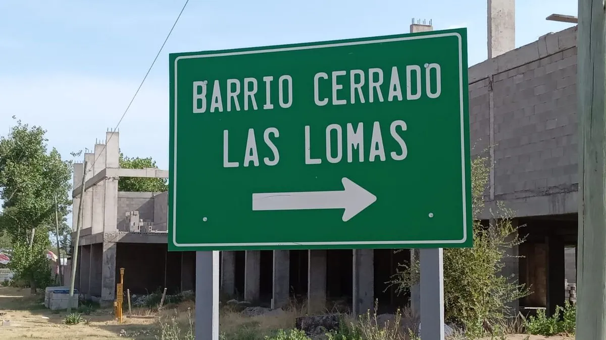 Lote en Esteban Dufaur 1100