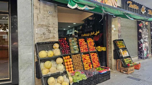 Local Comercial en Migueletes 600