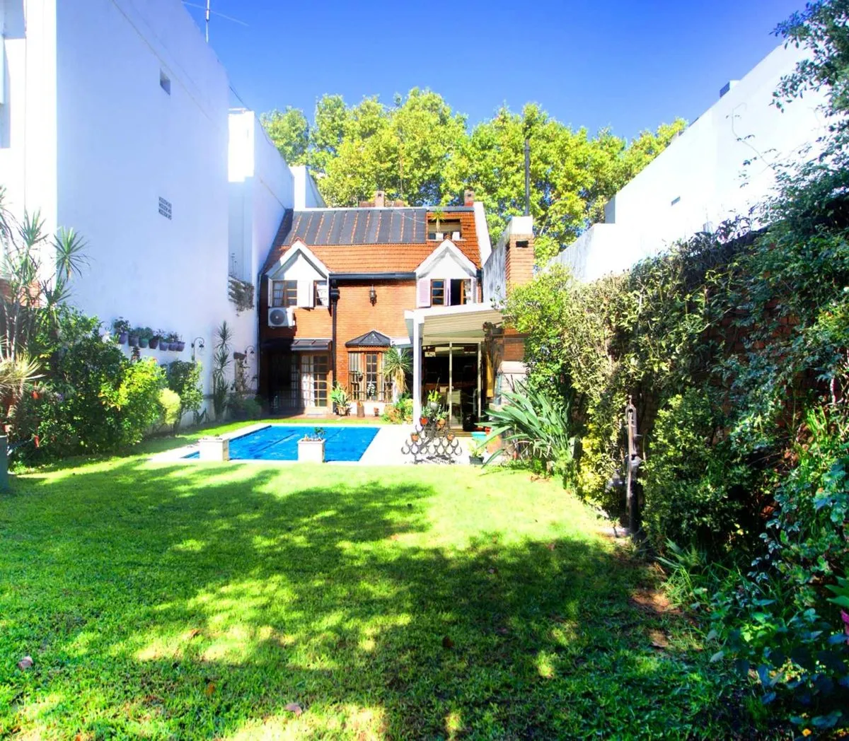 Casa en Pedro Lozano 3600