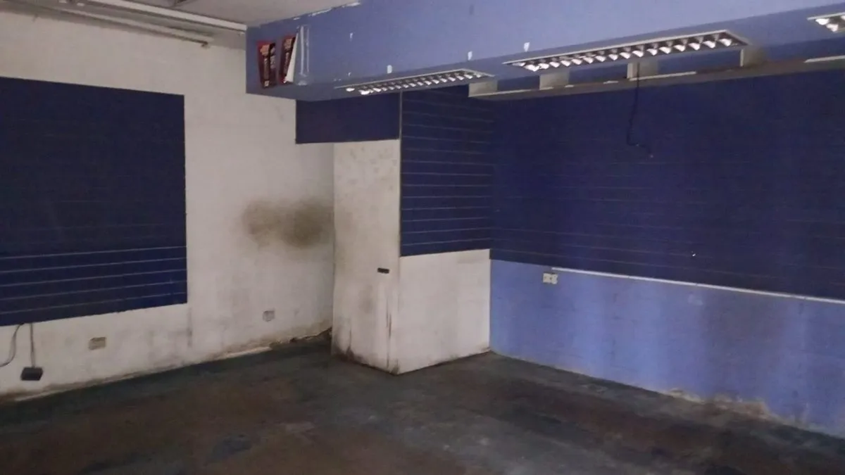 Local Comercial en Camino Presidente Juan Domingo Peron 5400