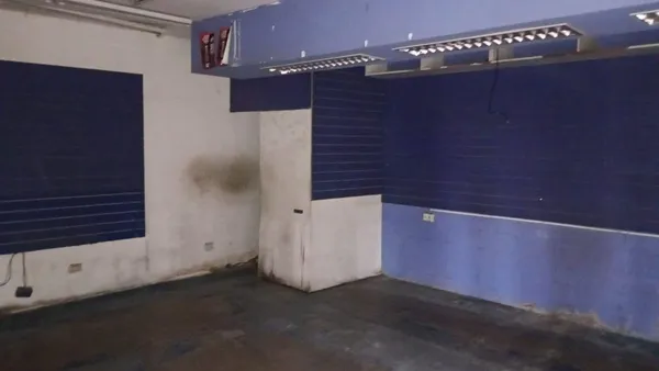 Local Comercial en Camino Presidente Juan Domingo Peron 5400