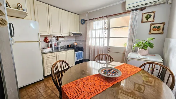 Casa en Somoza 1000