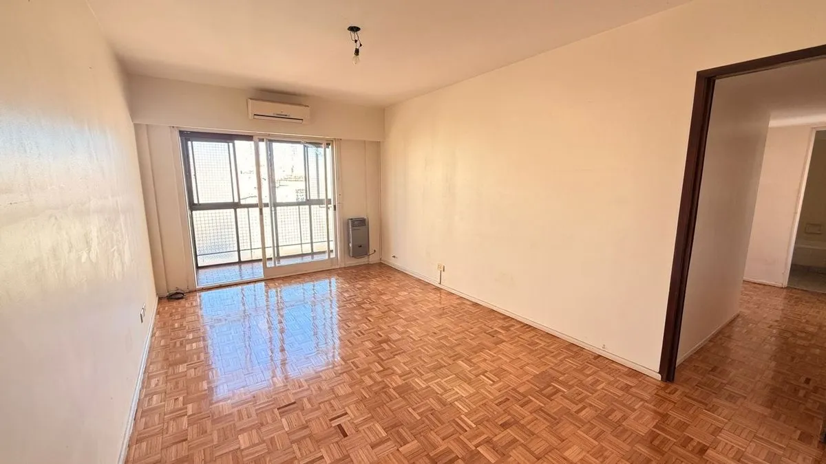 Departamento en Solís 300