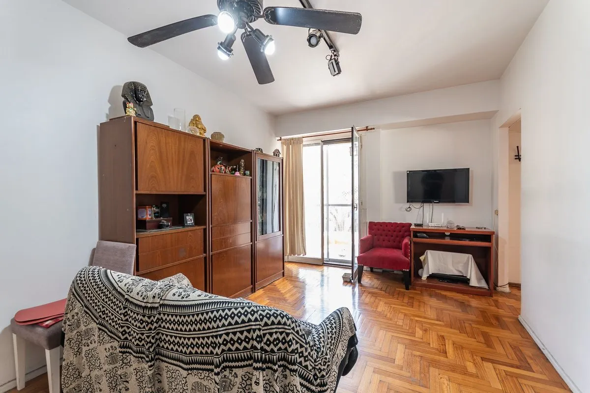 Departamento en Avenida Rivadavia 4400