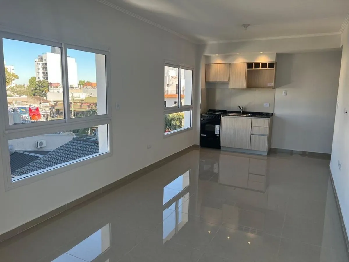 Departamento en Mariano Moreno 4700