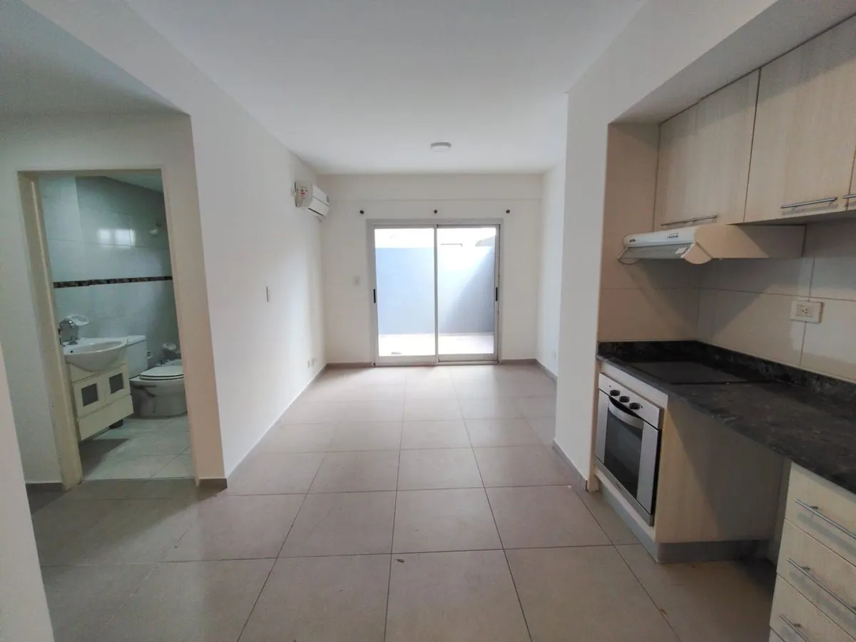 Departamento en Espinosa 2400