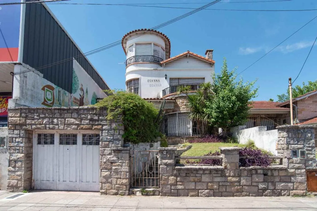 Casa en Rivadavia 23600