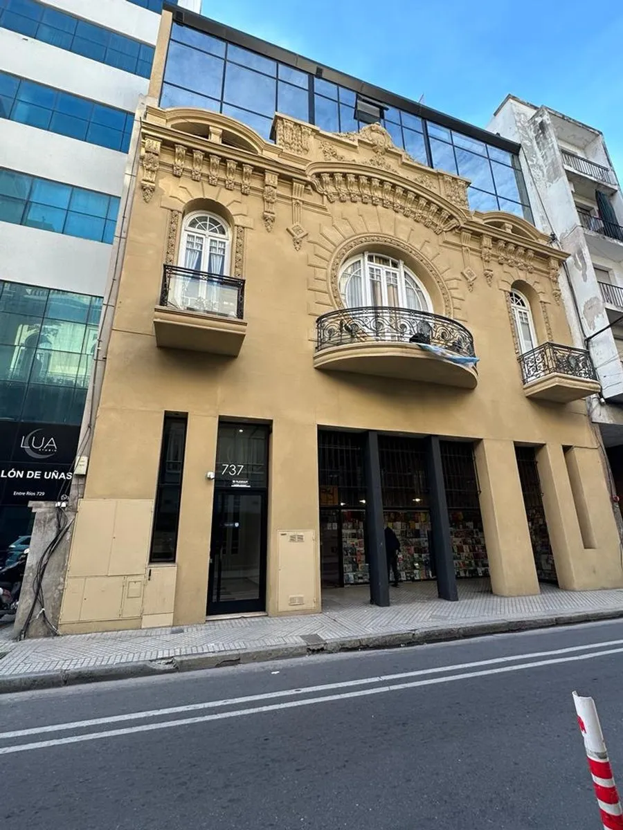 Departamento en Entre Ríos 700