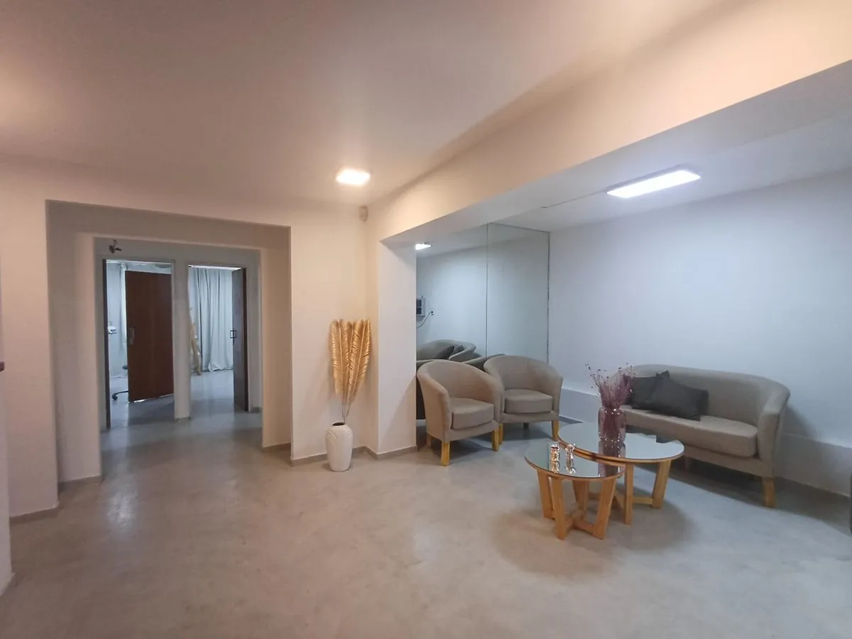 Local Comercial en Belgrano 100