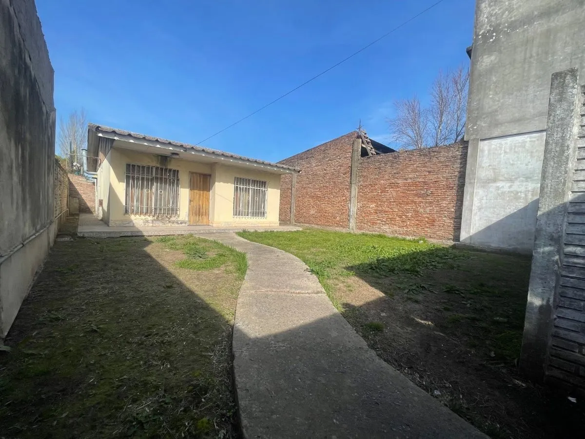 P H en Avenida 38 E/ 29 y 30 1700