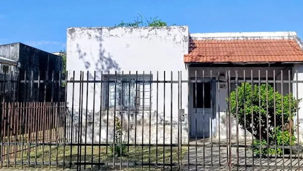 Casa en Mitre 1800