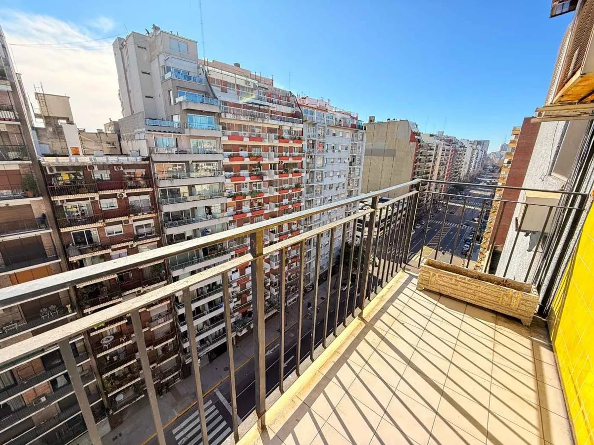 Departamento en Avenida Rivadavia 6000