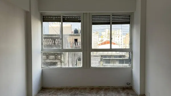 Departamento en Avenida Hipólito Yrigoyen 1300