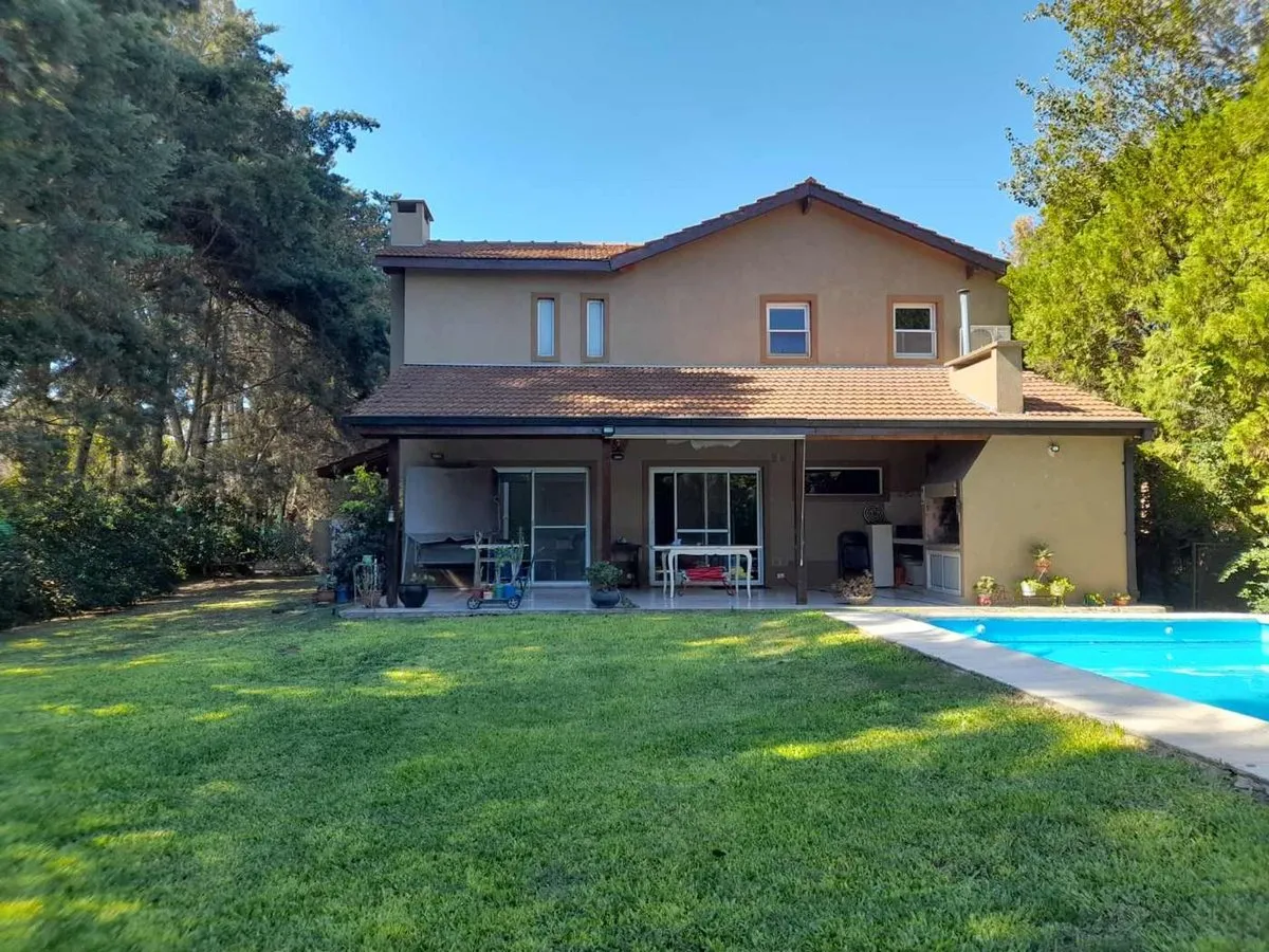 Casa en Avenida Presidente Juan Domingo Perón 1300