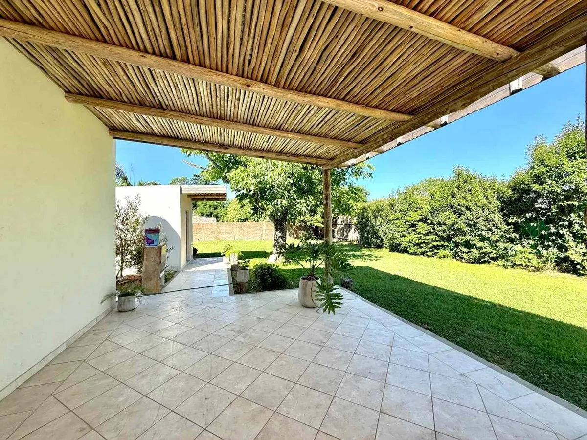 Casa en Benjamín Franklin 2100