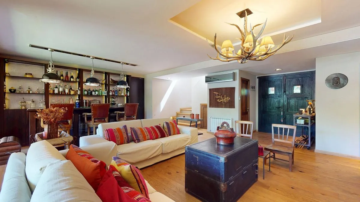 Casa en 467 E/141 y 148 0