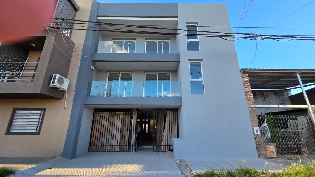 Departamento en Santiago Derqui 2100