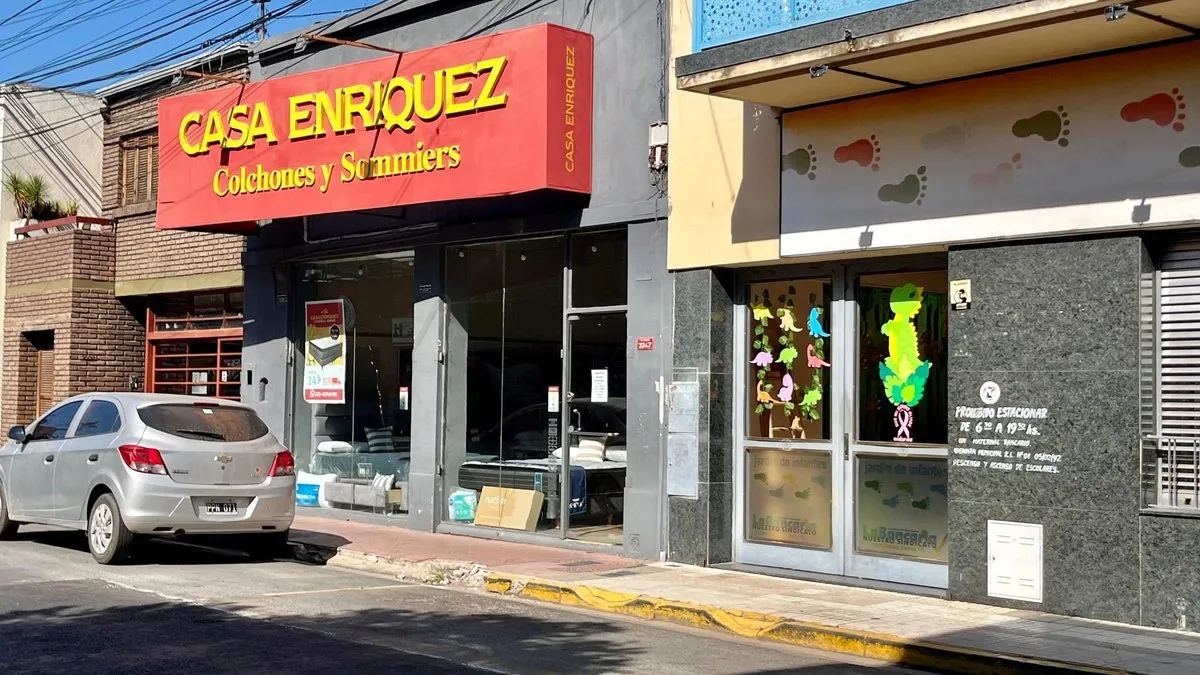 Local Comercial en 1 de Mayo 2300