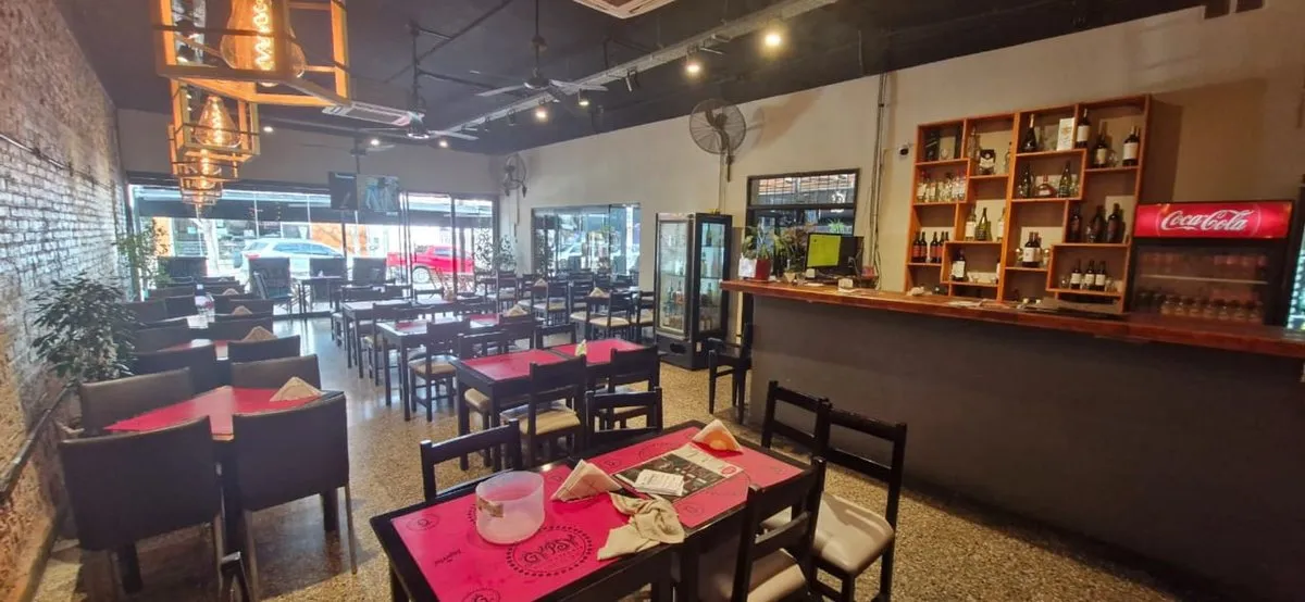 Local Comercial en Lisandro de la Torre 0