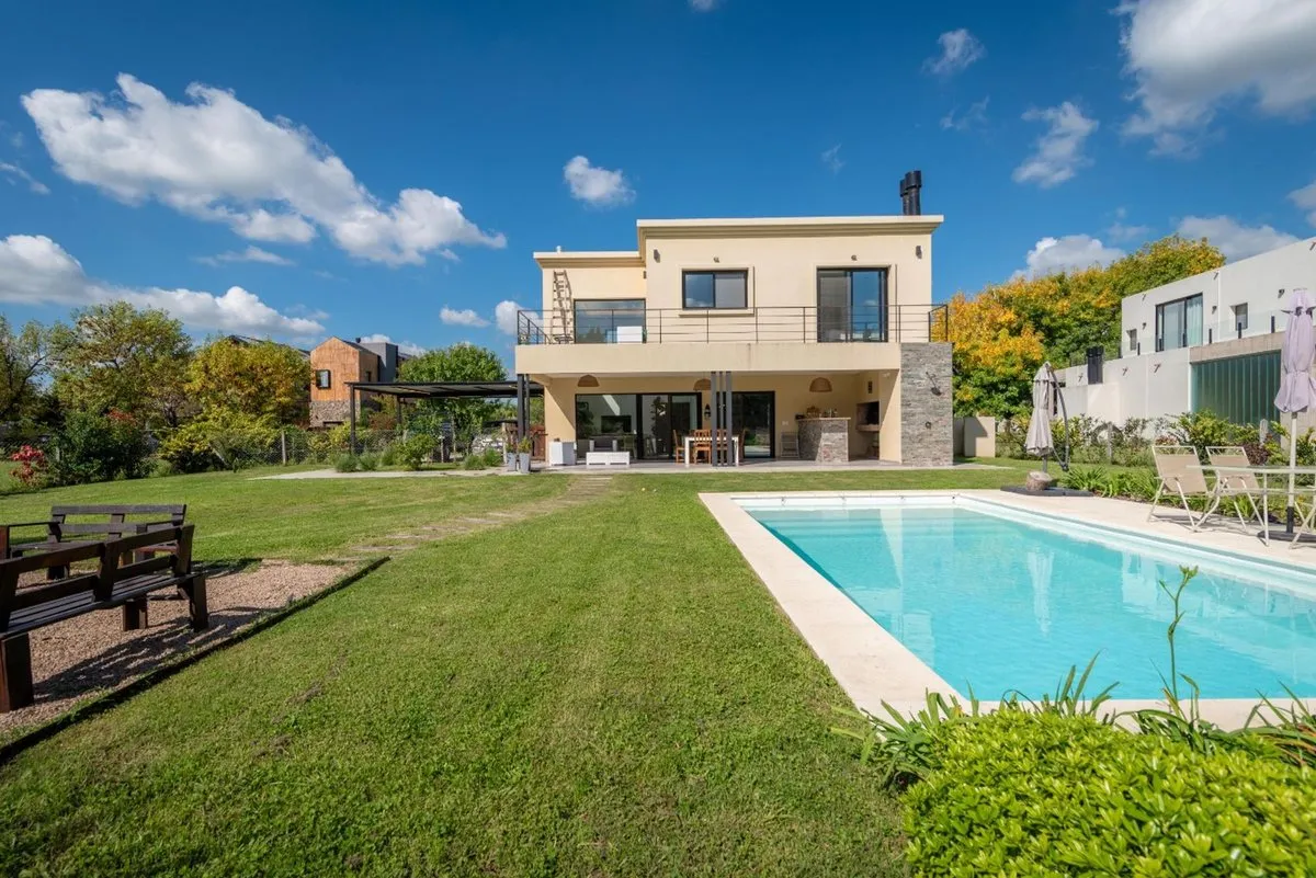 Casa en Ruta Provincial 6 0