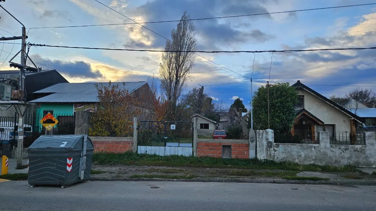 Lote en 9 de Julio 1200