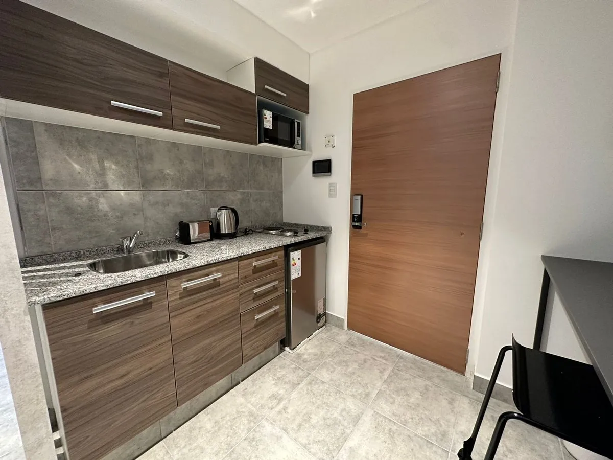 Departamento en Avenida Hipólito Yrigoyen 1500