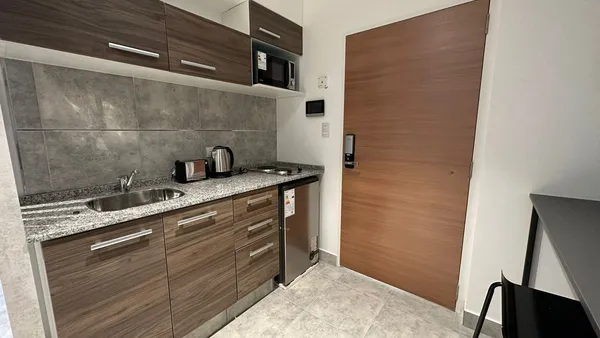 Departamento en Avenida Hipólito Yrigoyen 1500