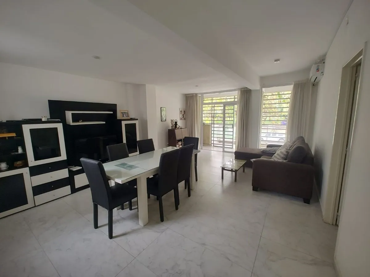 Departamento en 14 E/ 64 y 65 1500