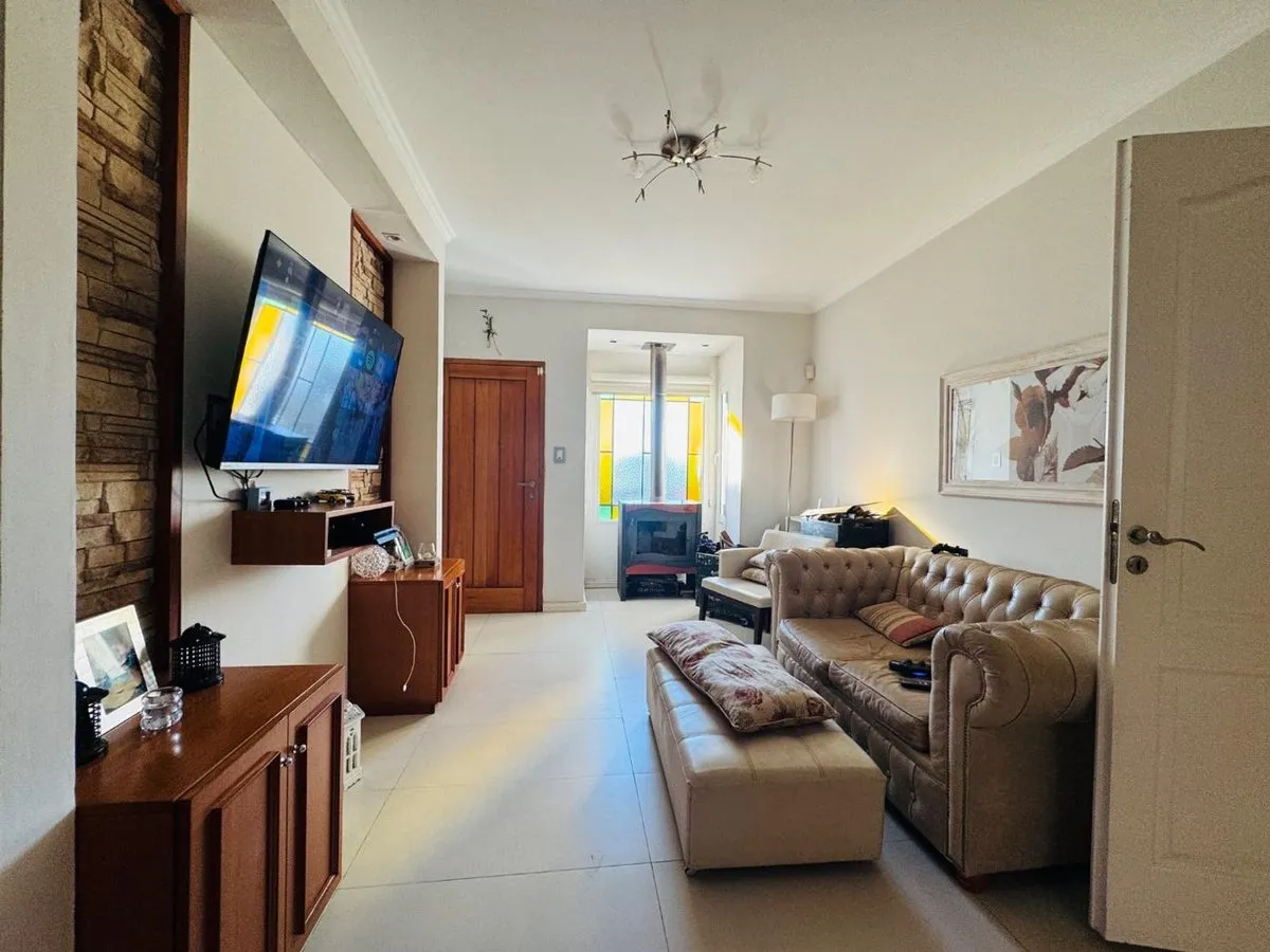 Casa en Escudero 1100
