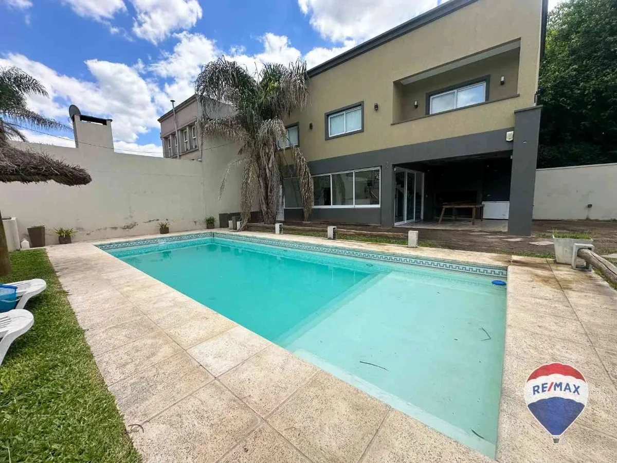 Casa en Humaita 700
