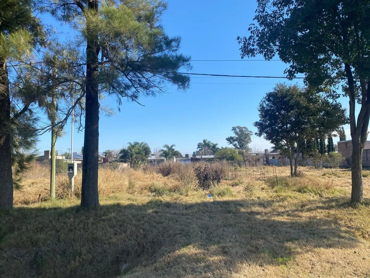 Lote en José D Anuncio 600