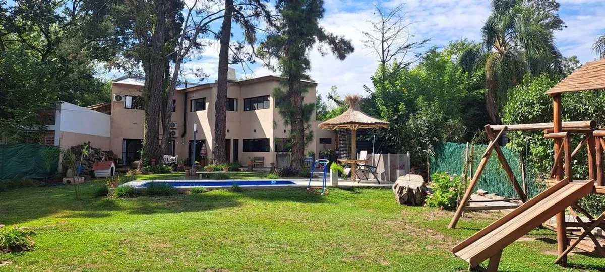 Quinta en Carlos de Linneo 200