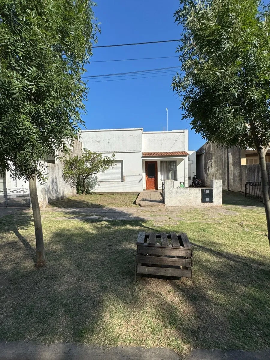 Casa en Gutierrez 1300