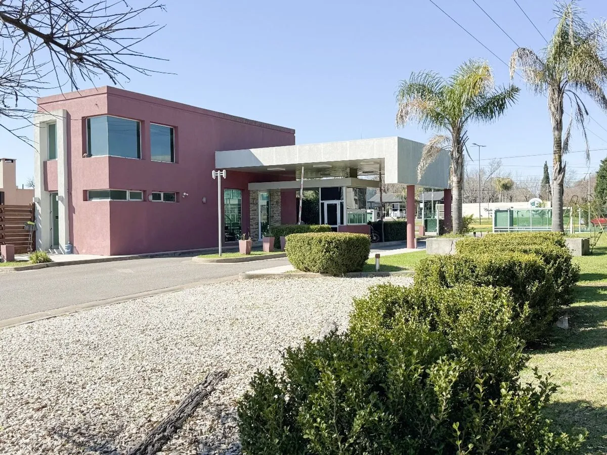 Lote en Avenida Carlos Pellegrini 3500