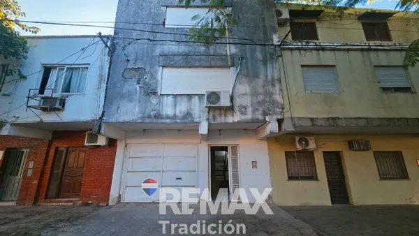 Casa en Lisandro de la Torre 400