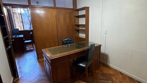 Oficina en Uruguay 400