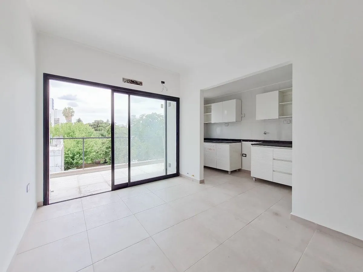 Departamento en Calle 17 Entre 44 y 45 600
