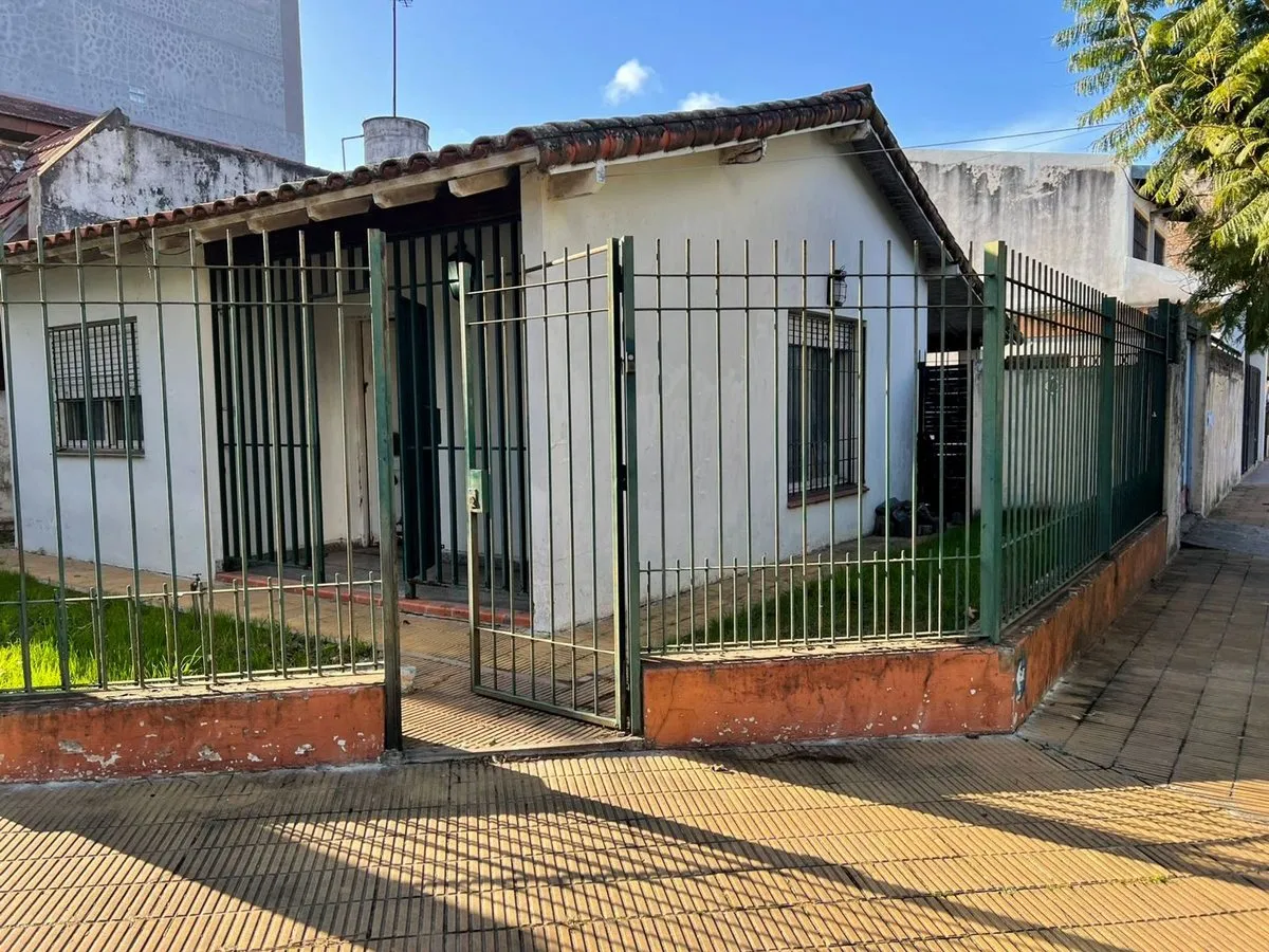 Casa en Haedo 1000