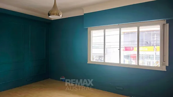 Departamento en Avenida Rivadavia 200